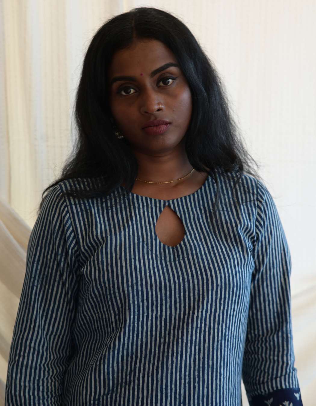 HAWA INDIGO STRIPES KEY HOLE KURTI