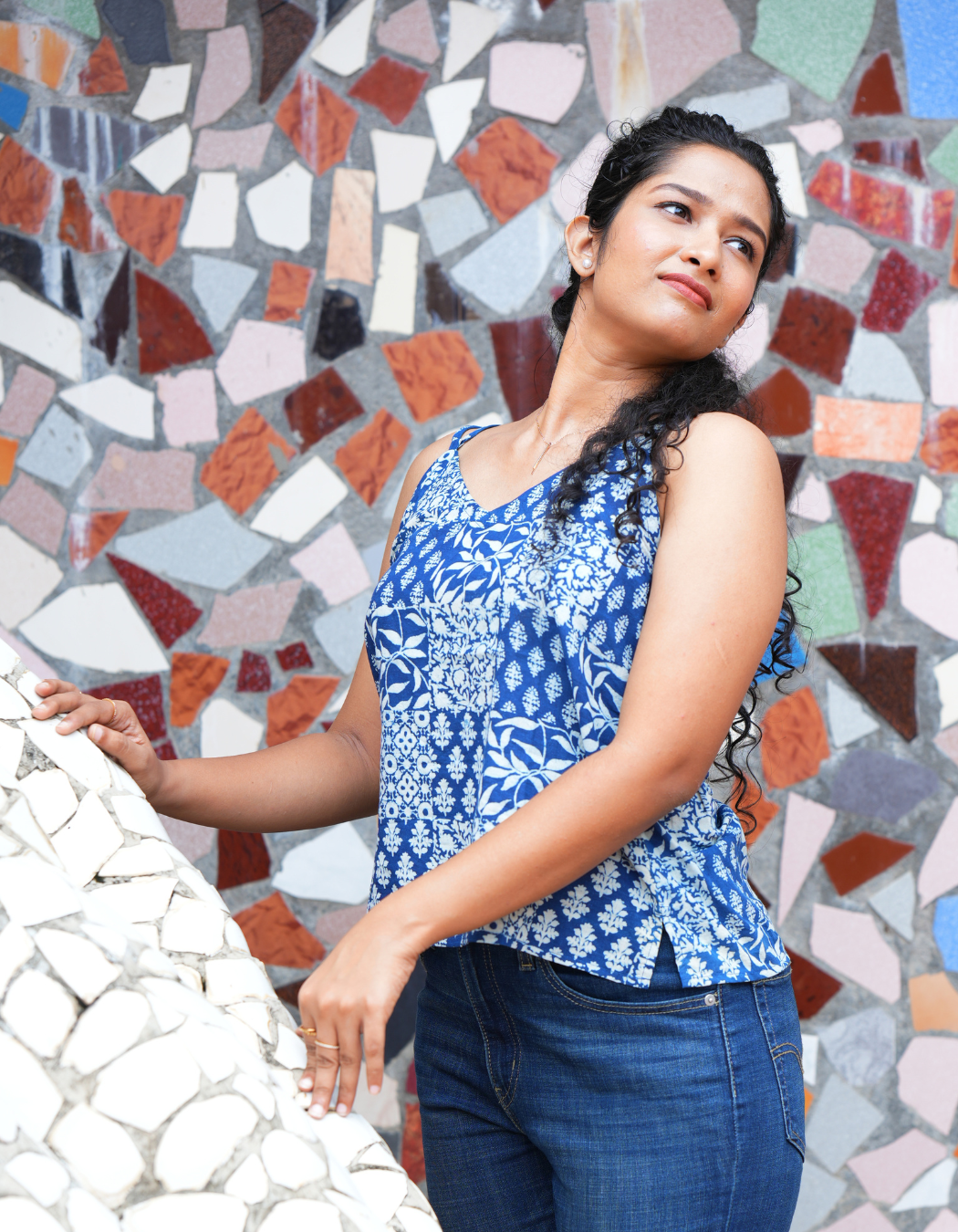 "SPAGHETTI CROP TOP" Indigo Floral Printed