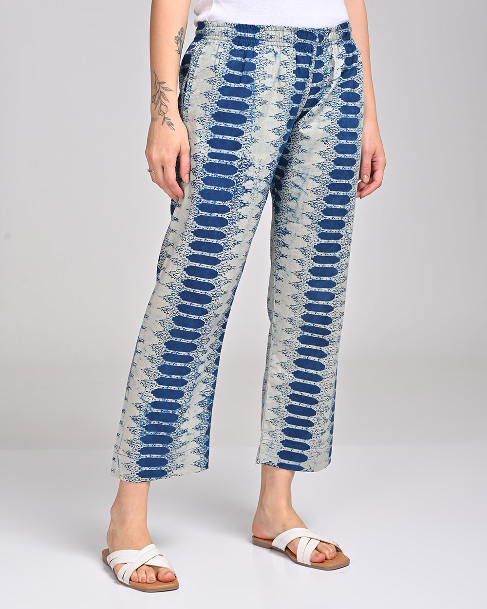 STRAIGHT PANT