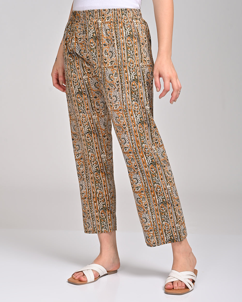 STRAIGHT PANT