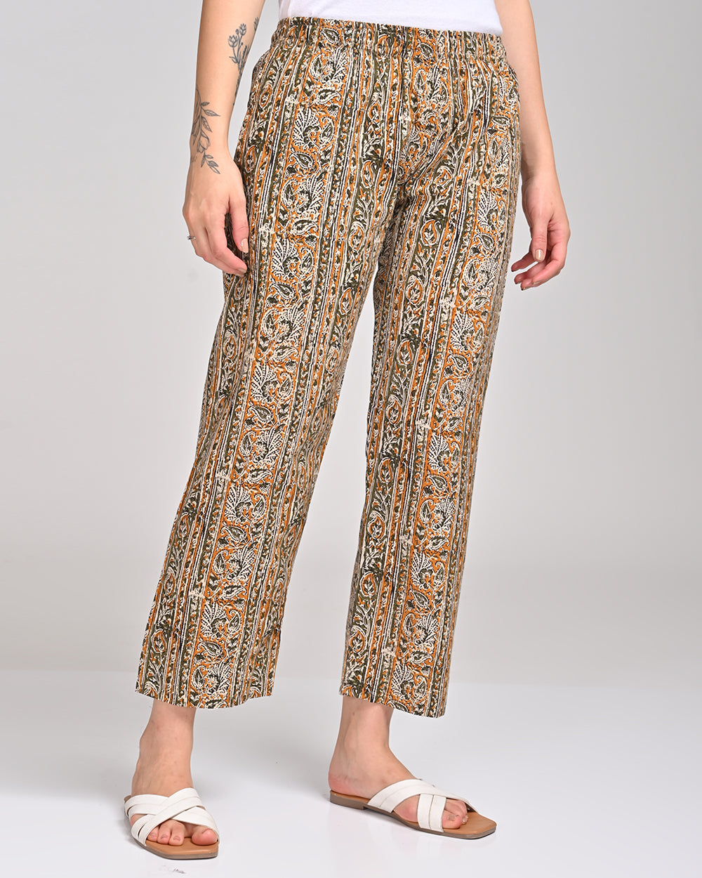 STRAIGHT PANT