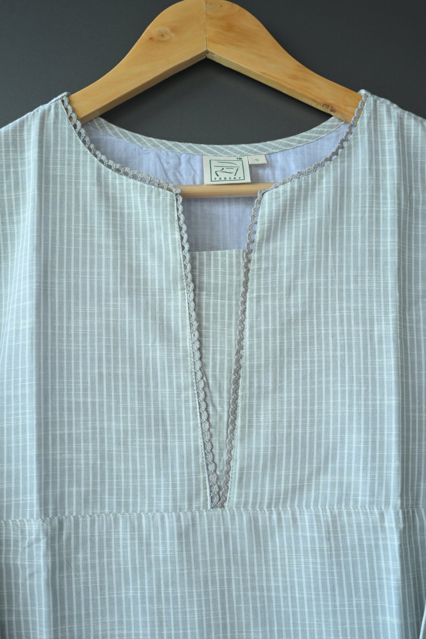 Handloom Cotton Lace Kurti