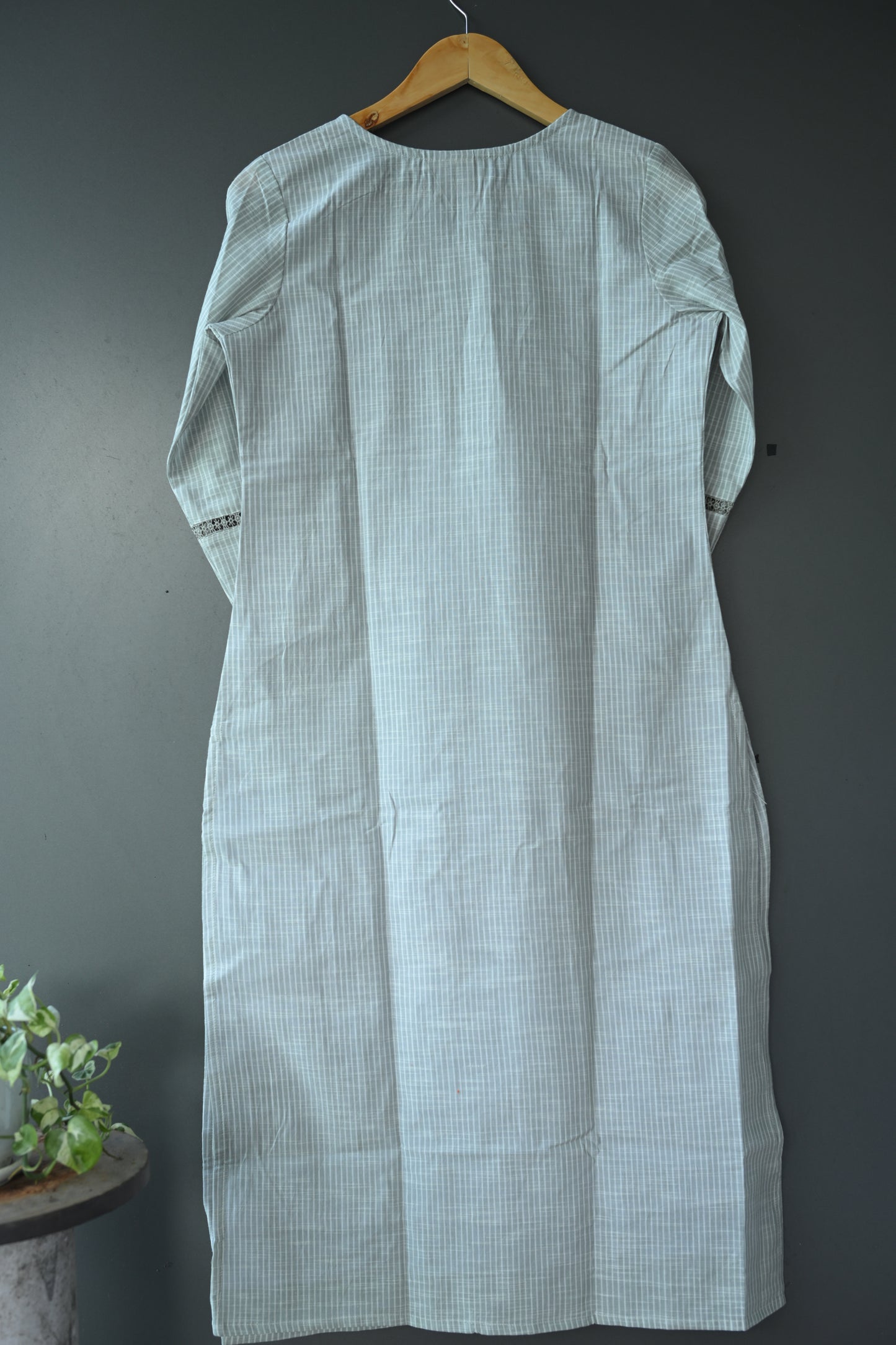 Handloom Cotton Lace Kurti