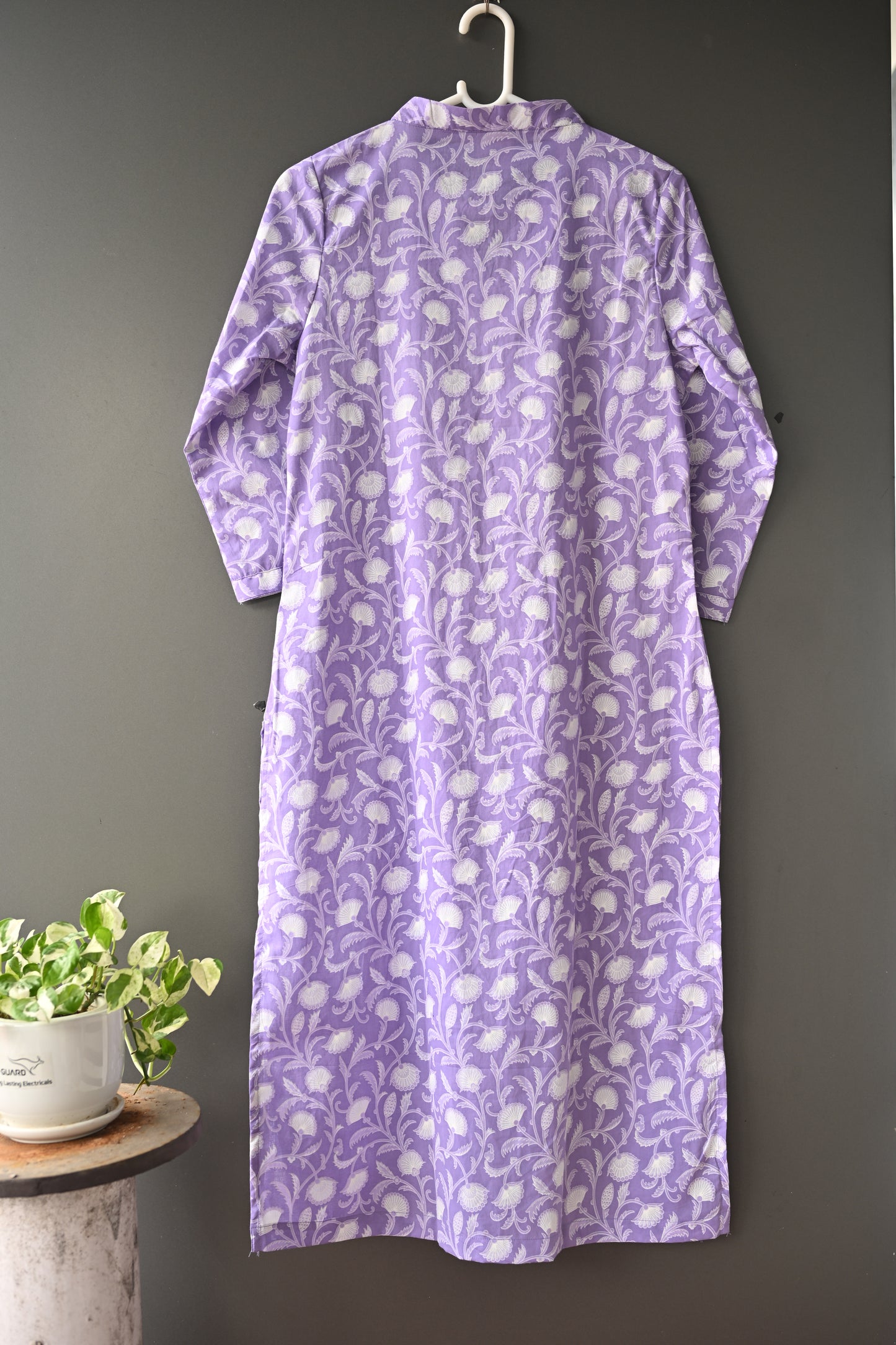 Lavender Floral Printed V Neck Kurti