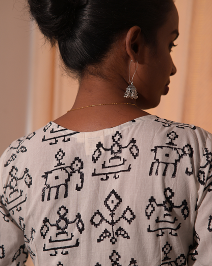 BLACK AND WHITE COTTON GATHERED DRESS