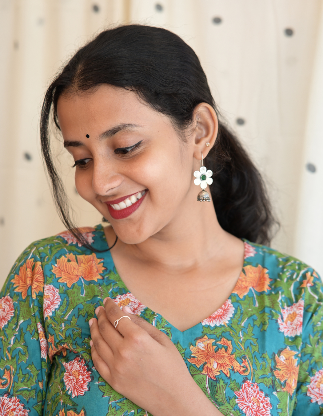 ROOH - TEAL GREEN FLORAL SANGANERI PRINTED COTTON CURVD -V NECK KURTI