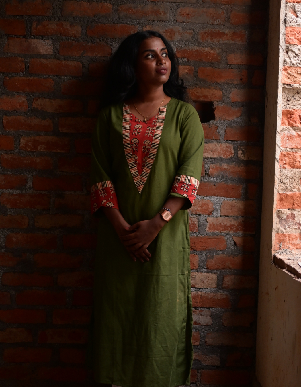 "TARA" OLIVE GREEN BASE RED HAND BLOCK PRINTED PATCH KURTI