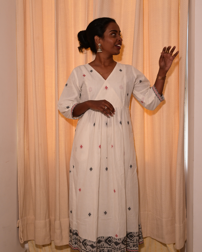 BLACK AND WHITE SOUTH COTTON GATHERED DRESS
