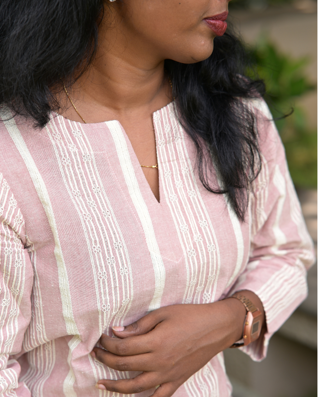 LEHRAA - Powder Pink Southcotton Slit Neck Kurti