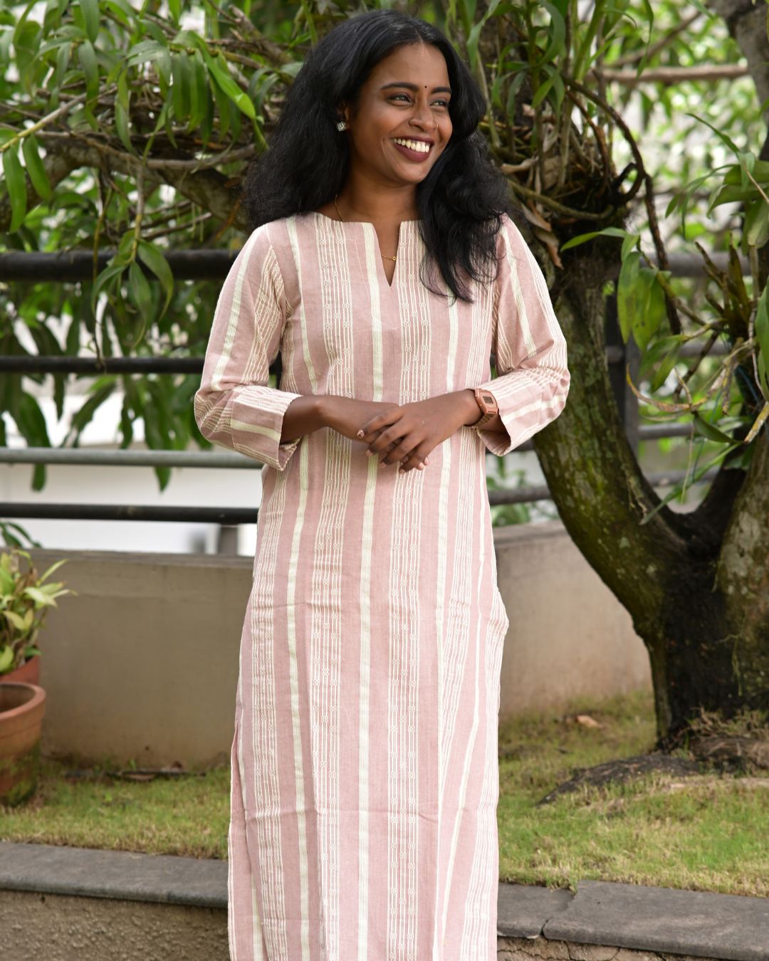 LEHRAA - Powder Pink Southcotton Slit Neck Kurti