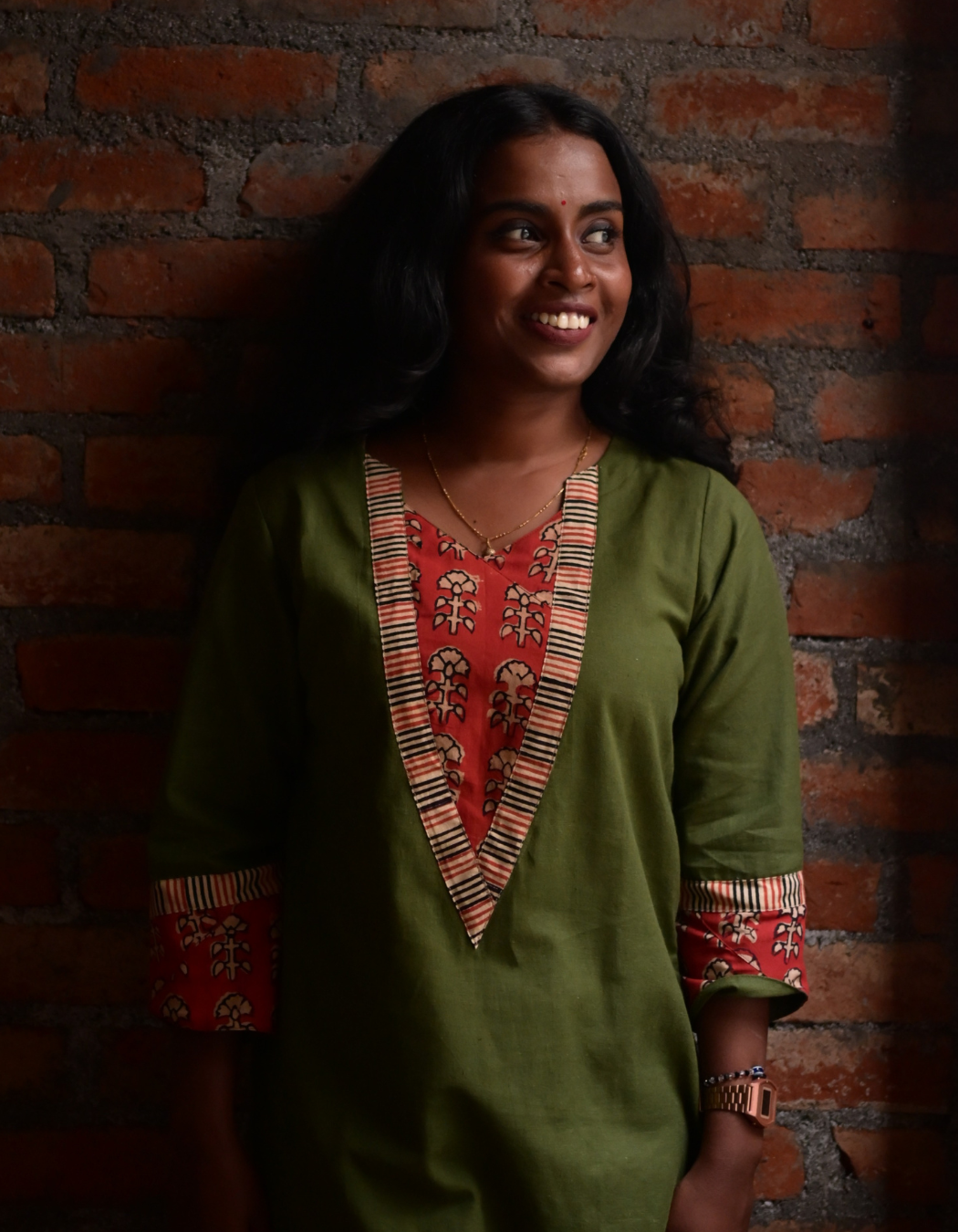 "TARA" OLIVE GREEN BASE RED HAND BLOCK PRINTED PATCH KURTI