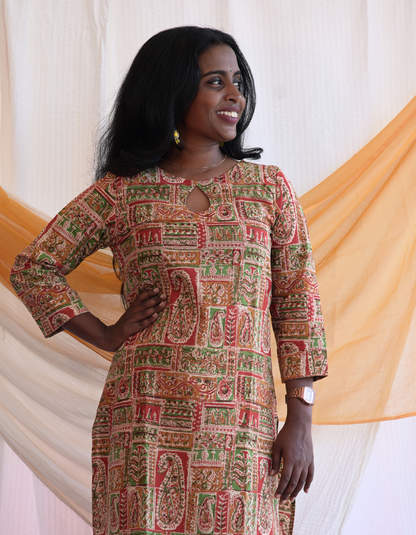 HAWA RED, GREEN  AND BEIGE KALAMKARI  PRINTED BUTTA KEY HOLE KURTI