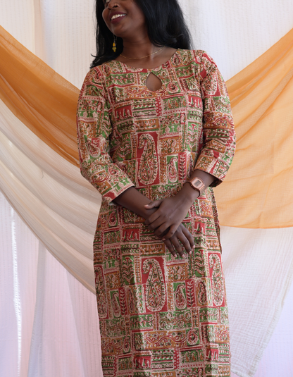 HAWA RED, GREEN  AND BEIGE KALAMKARI  PRINTED BUTTA KEY HOLE KURTI