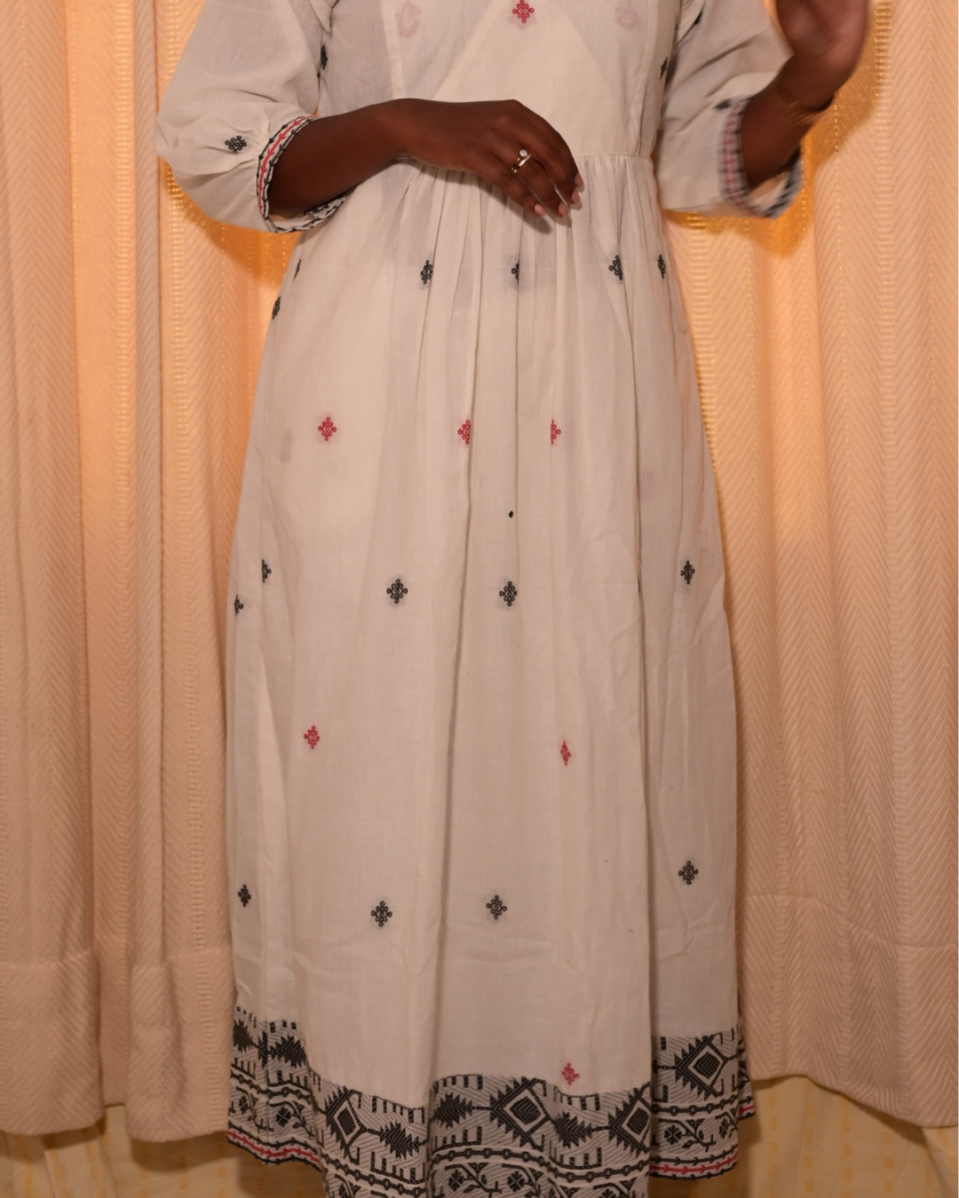 BLACK AND WHITE SOUTH COTTON GATHERED DRESS