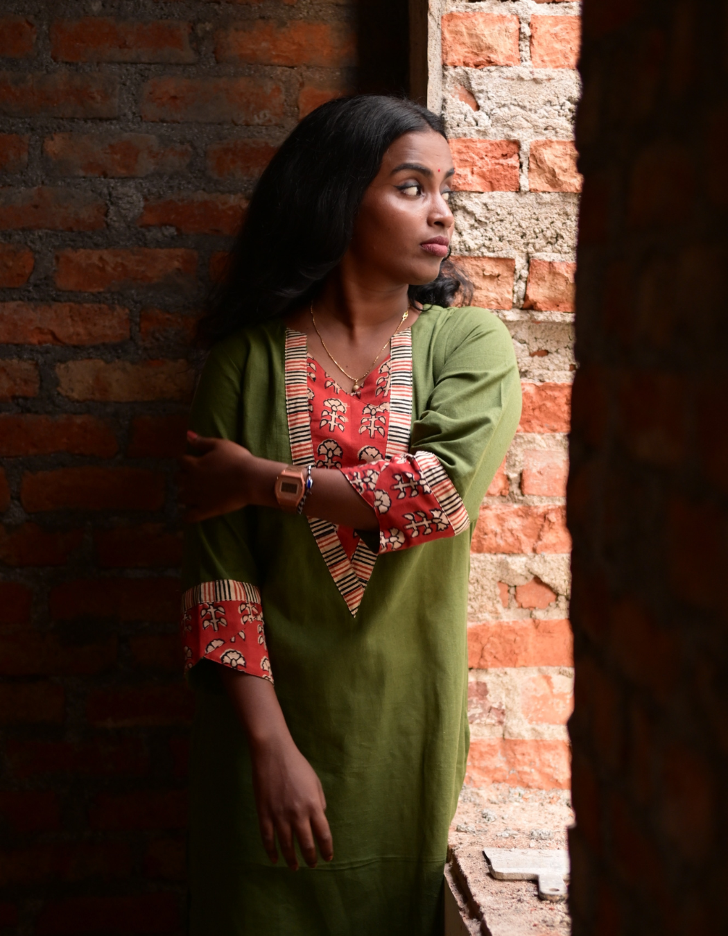 "TARA" OLIVE GREEN BASE RED HAND BLOCK PRINTED PATCH KURTI