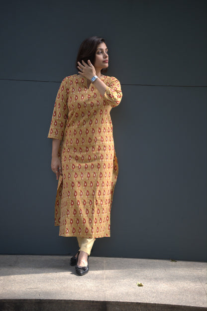 Selective Yellow and Red Paisley Print Printed Slit Neck Kurti