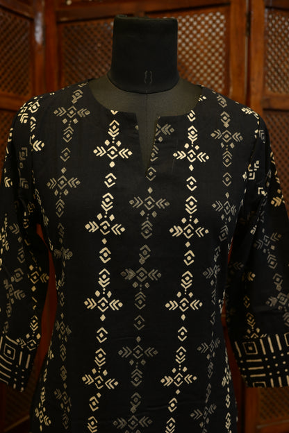 LEHRAA - Black Hand  Block printed Cotton Kurti