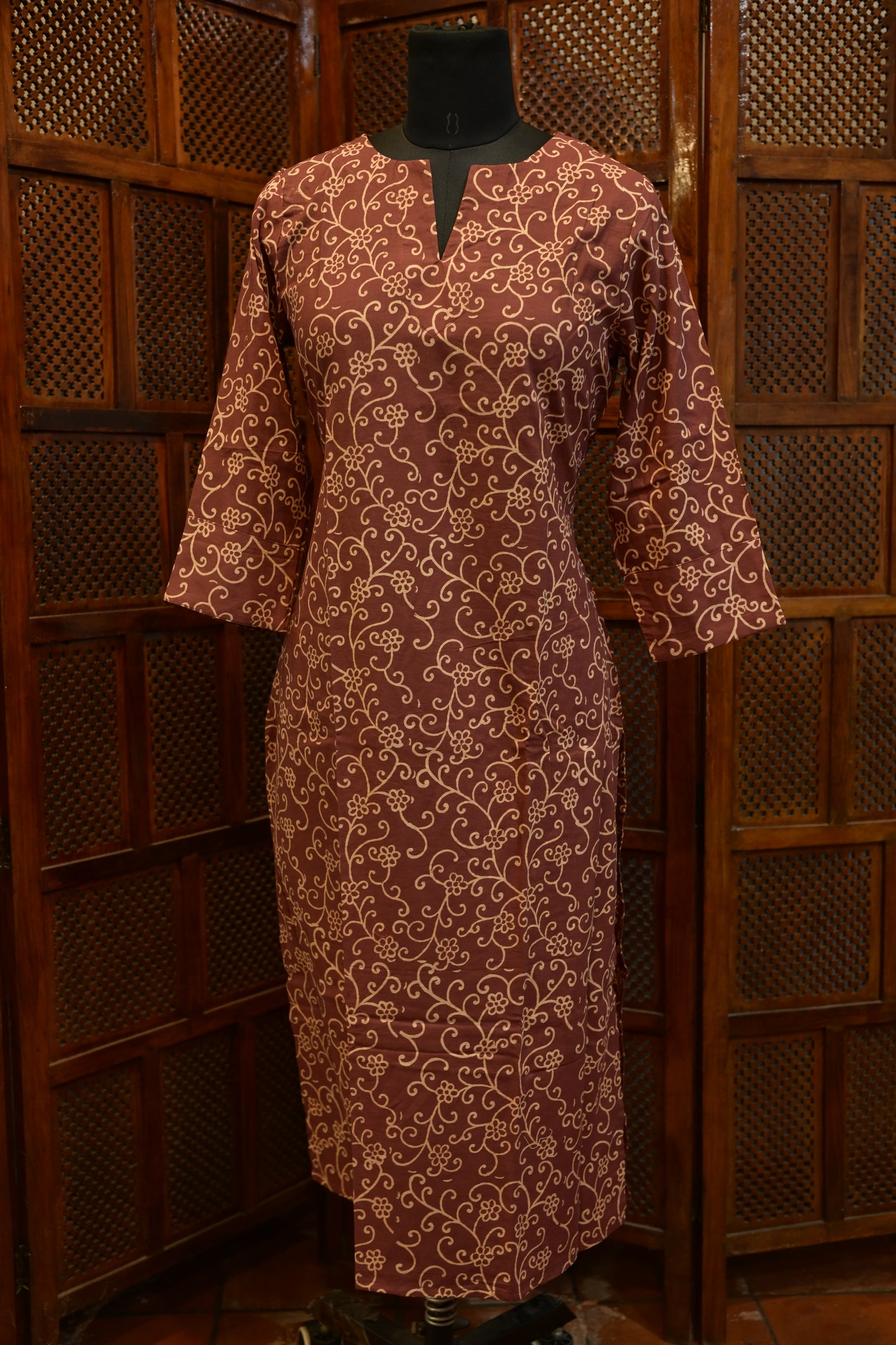LEHRAA - ONION PINK Block printed Slit Neck Kurti
