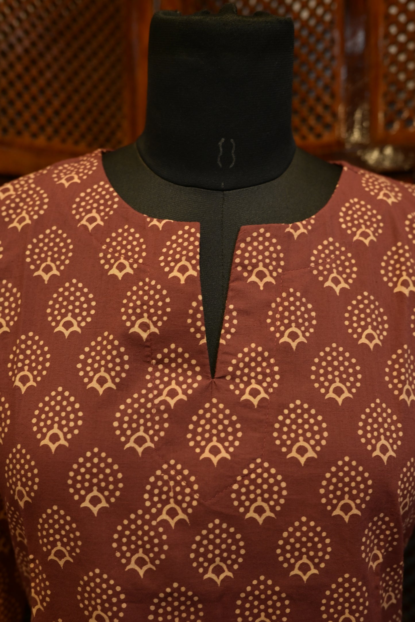 LEHRAA - ONION PINK Block printed Slit Neck Kurti