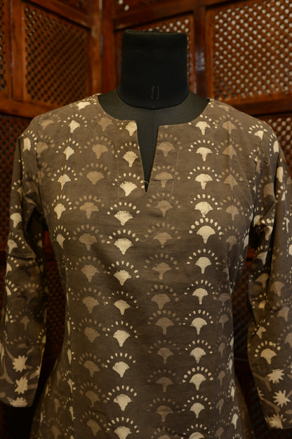 LEHRAA - Grey Dabu Block Printed Cotton Slit Neck Kurti