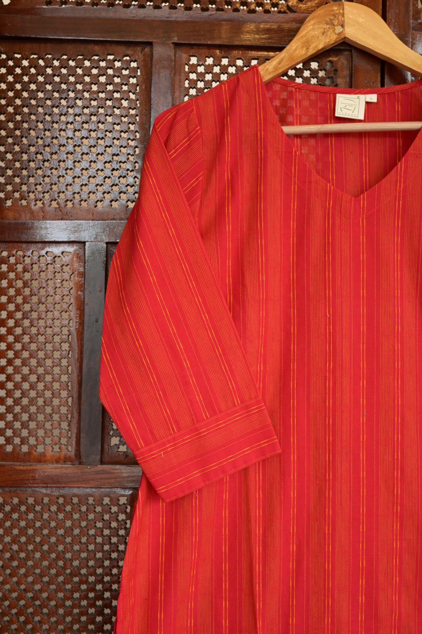 ROOH - RED SOUTH COTTON CURVD - V NECK KURTI