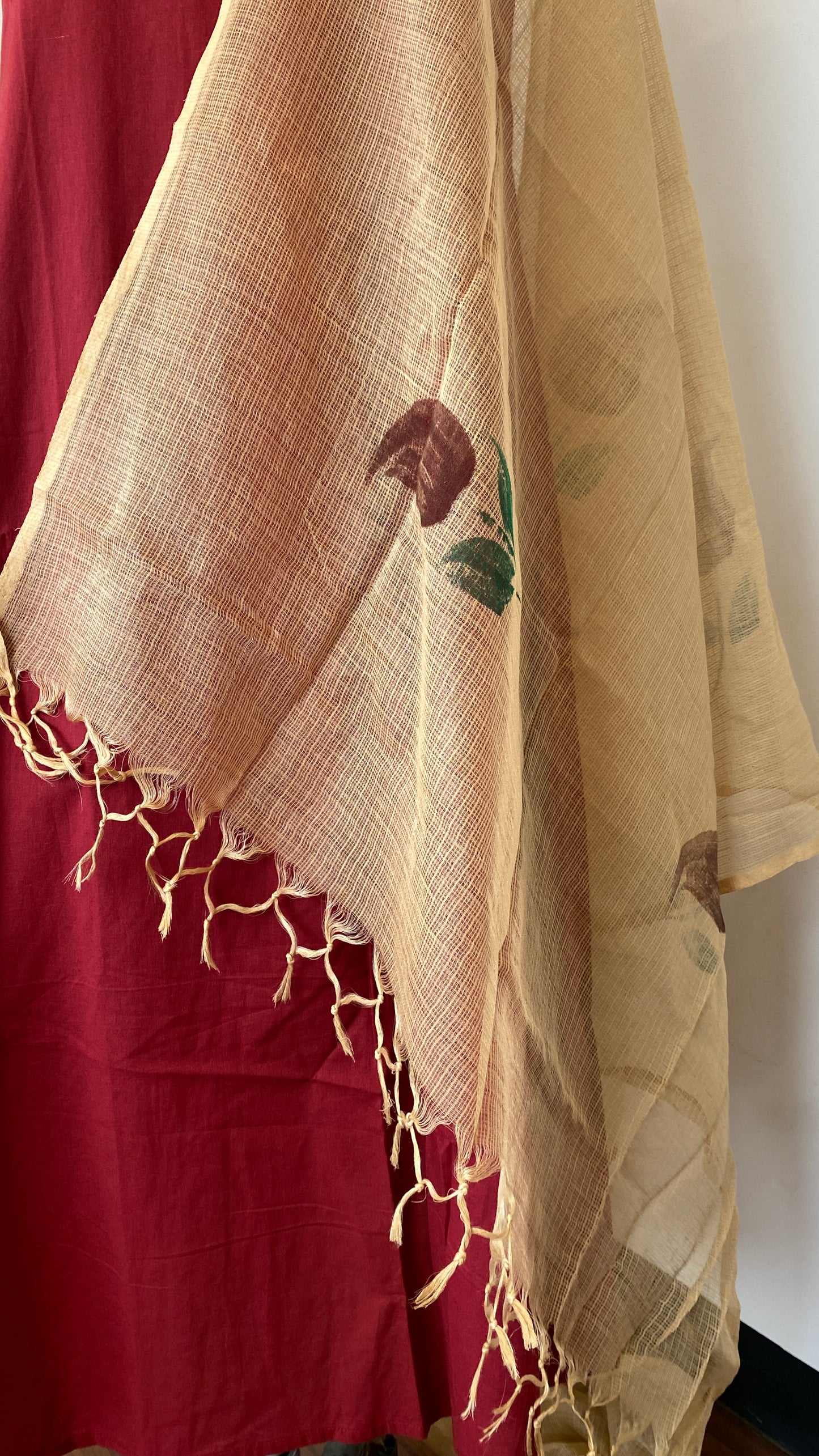BEIGE BRUSH PAINTED PRINTED KOTA DORIA DUPATTA