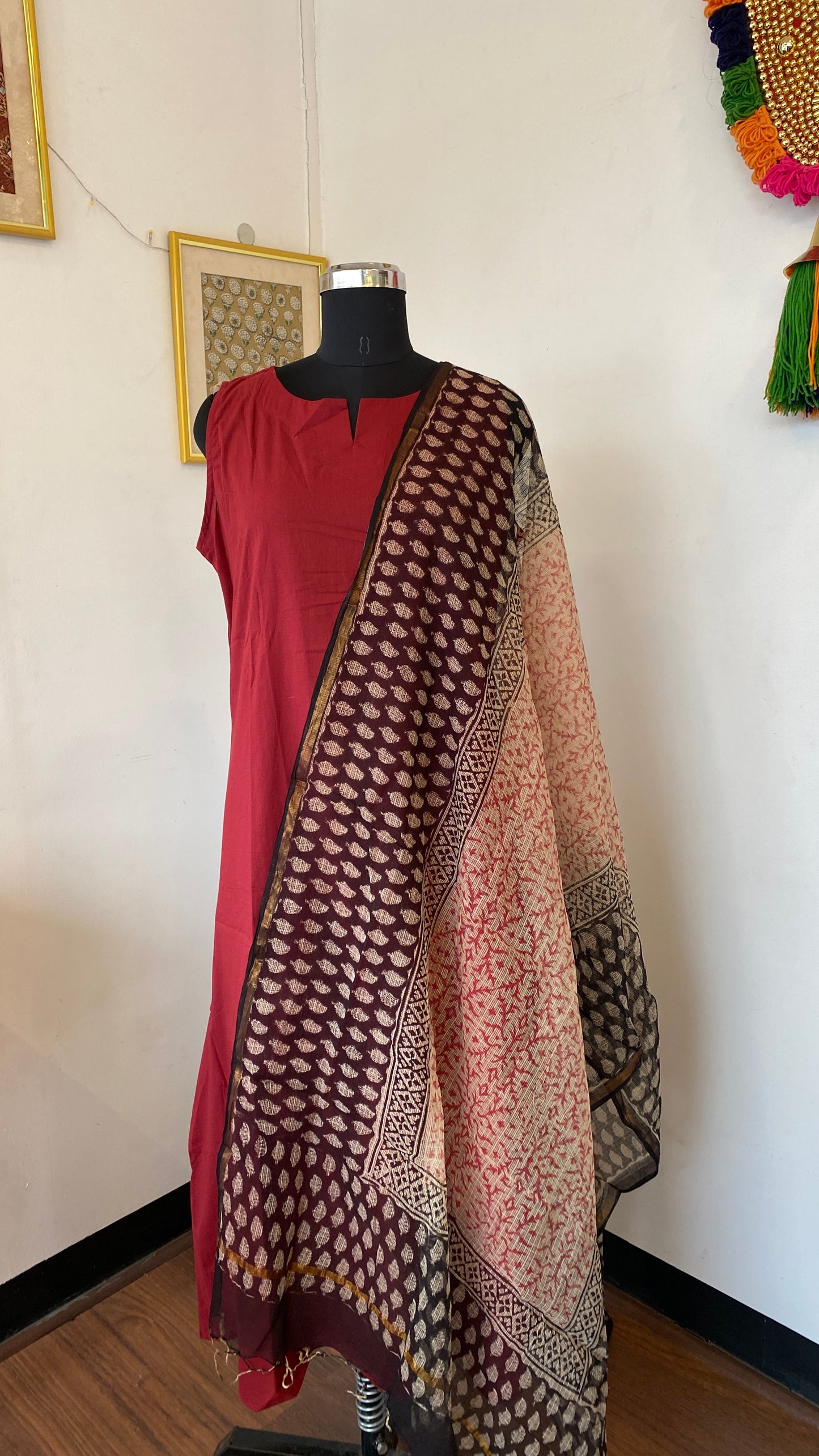 BEIGE AND BLACK PRINTED KOTA DORIA DUPATTA