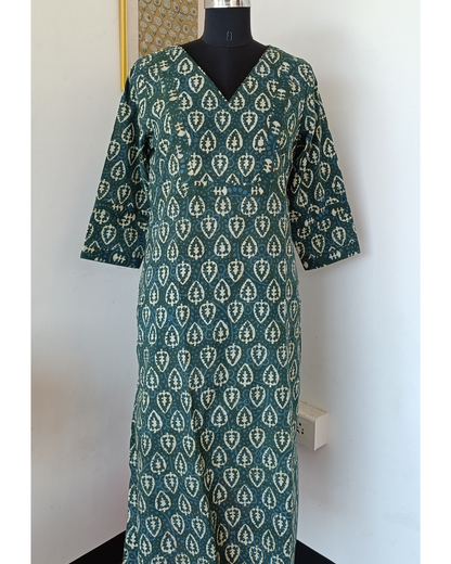 "NAIRA" Green Indigo Printed V Neck Cotton  Kurti